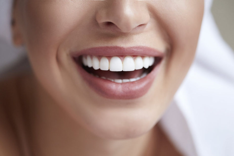 How to maintain teeth whitening results