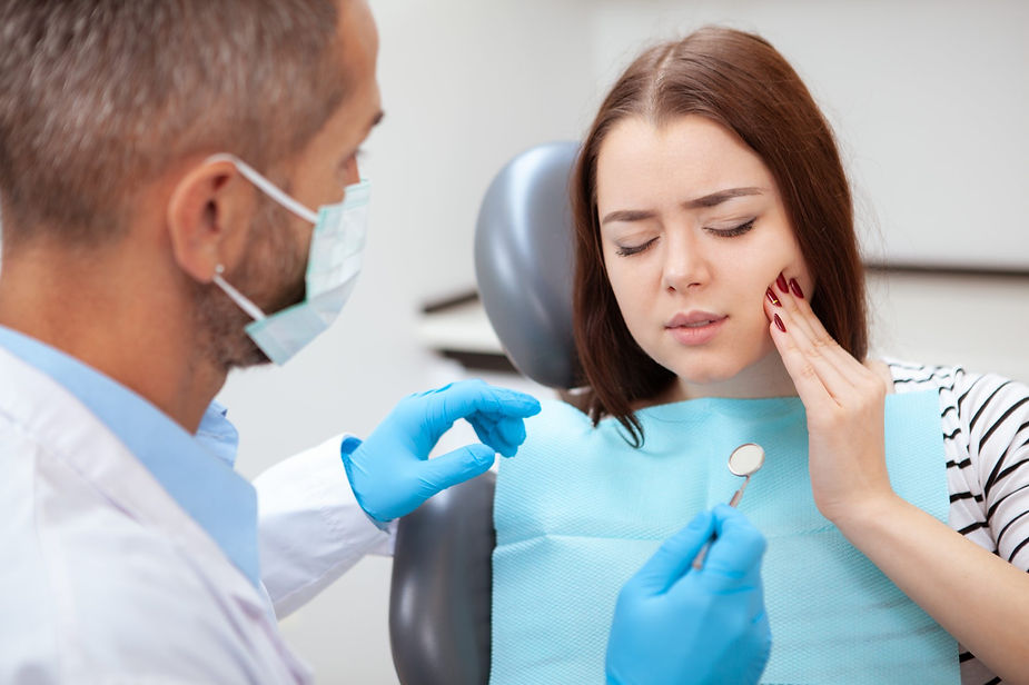 How to deal with common dental emergencies