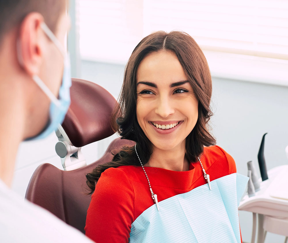 Smiling white teeth